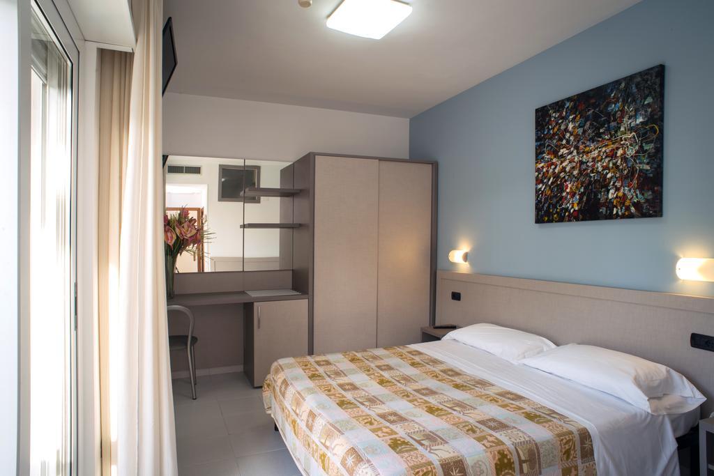 Hotel Clipper Giulianova Dış mekan fotoğraf