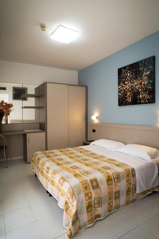 Hotel Clipper Giulianova Dış mekan fotoğraf