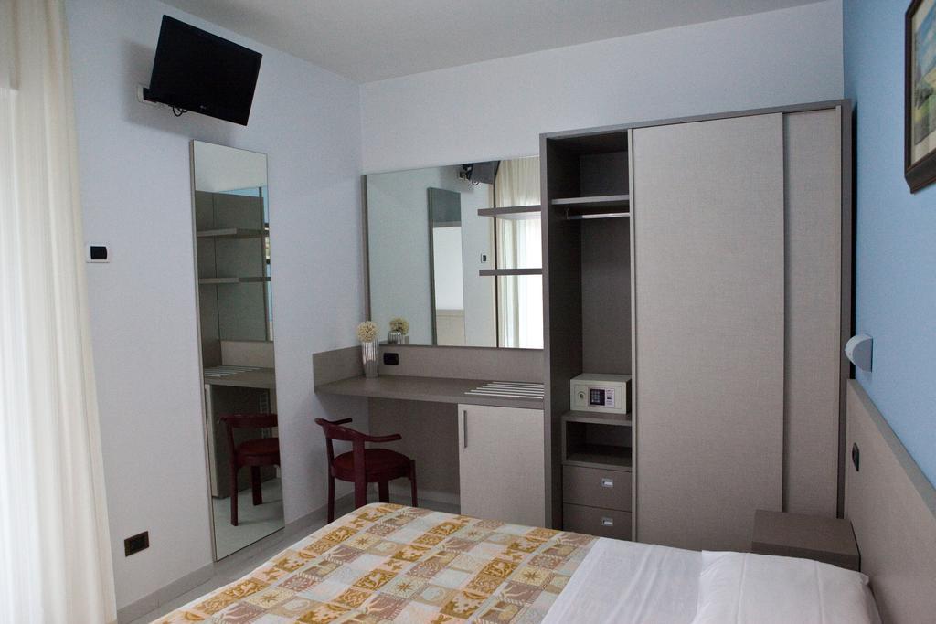 Hotel Clipper Giulianova Dış mekan fotoğraf